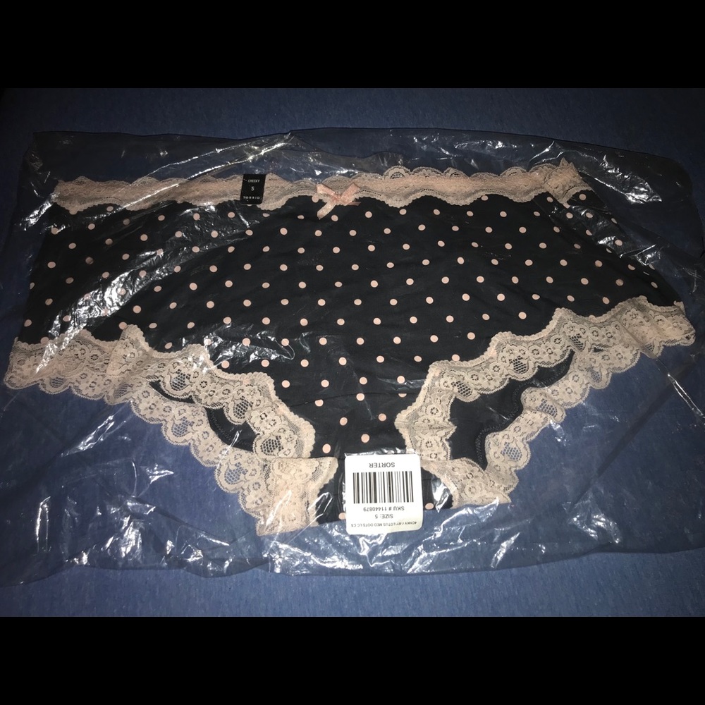 Torrid 5x sexy cheeky panties NWT